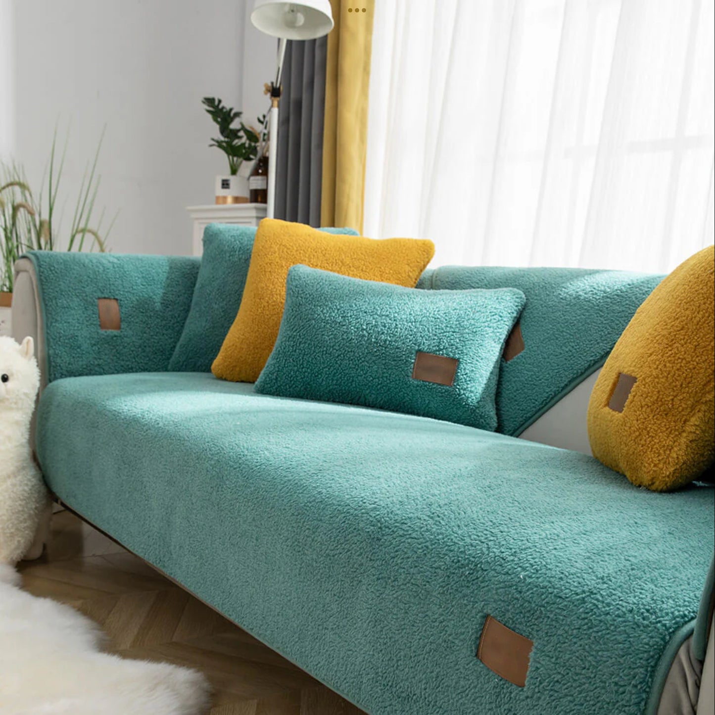 Water-Resistant Plush Faux Sherpa Anti-Slip Sofa Cover